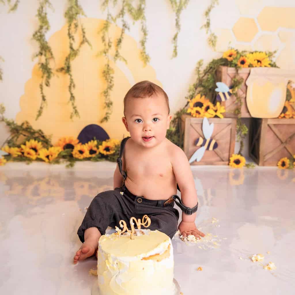 Smash the cake fotografering hos fotograf Anna Carlsson i Sørum, Lillestrøm kommune