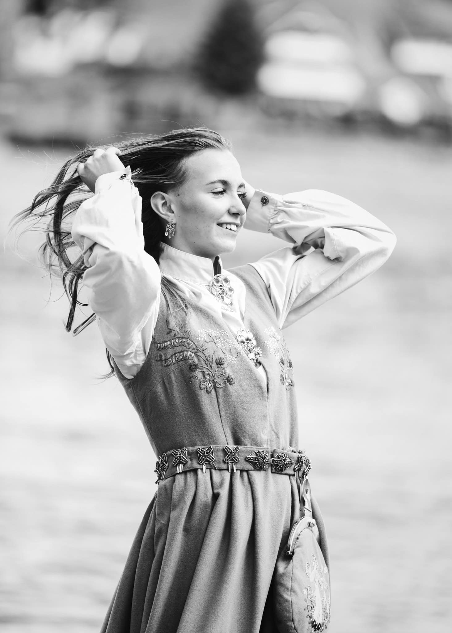 Konfirmant fotografering ved en sjø i Fetsund