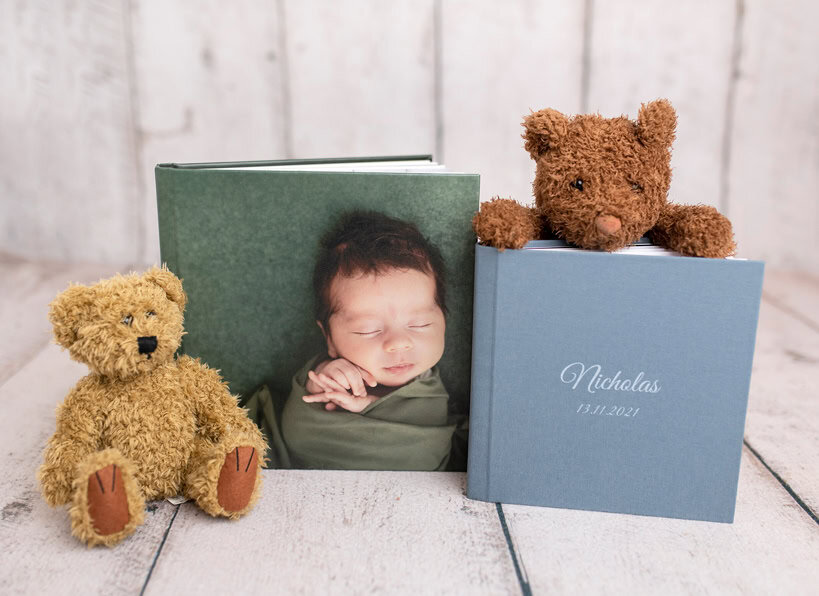 Fotobok med bild eller gravering hos fotograf anna carlsson i lillestrøm