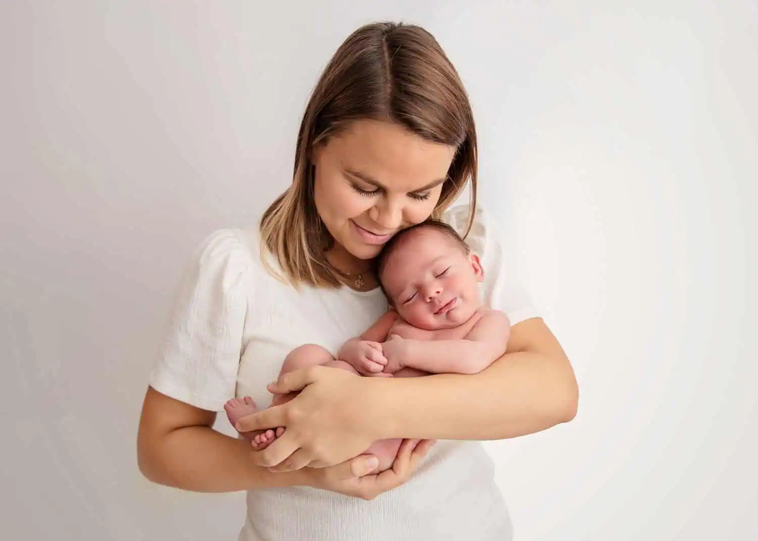 nyfødtfotograf lorenskog mamma gutt studio