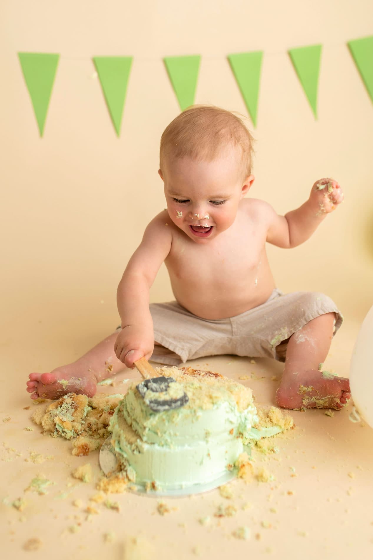 smash the cake fotografering grønn kake lillestrøm