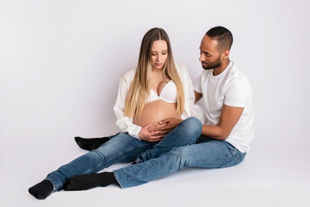 trygg gravid fotografering med partner lillestrøm