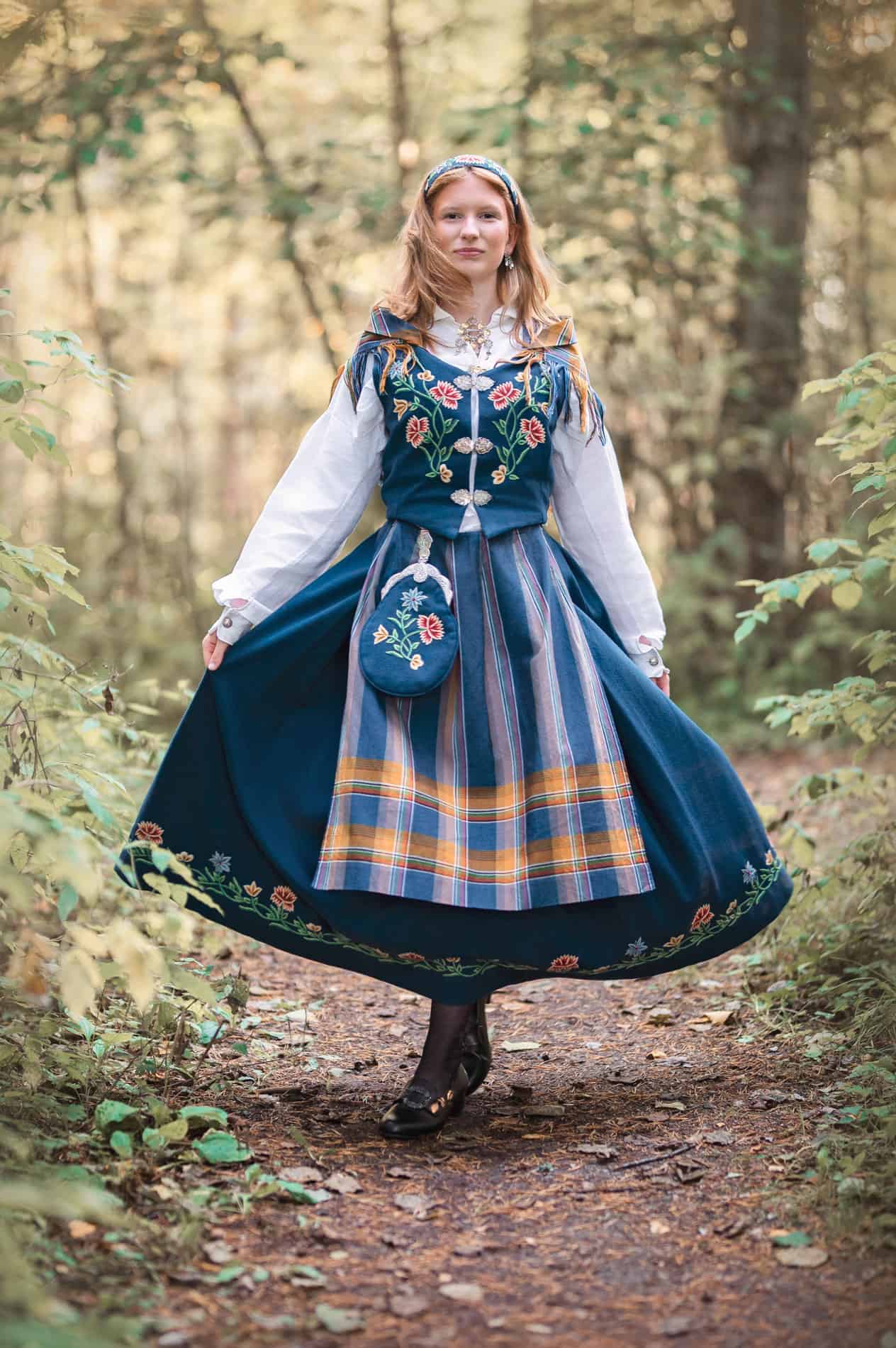 trygg konfirmant fotografering i skogen jesshei,